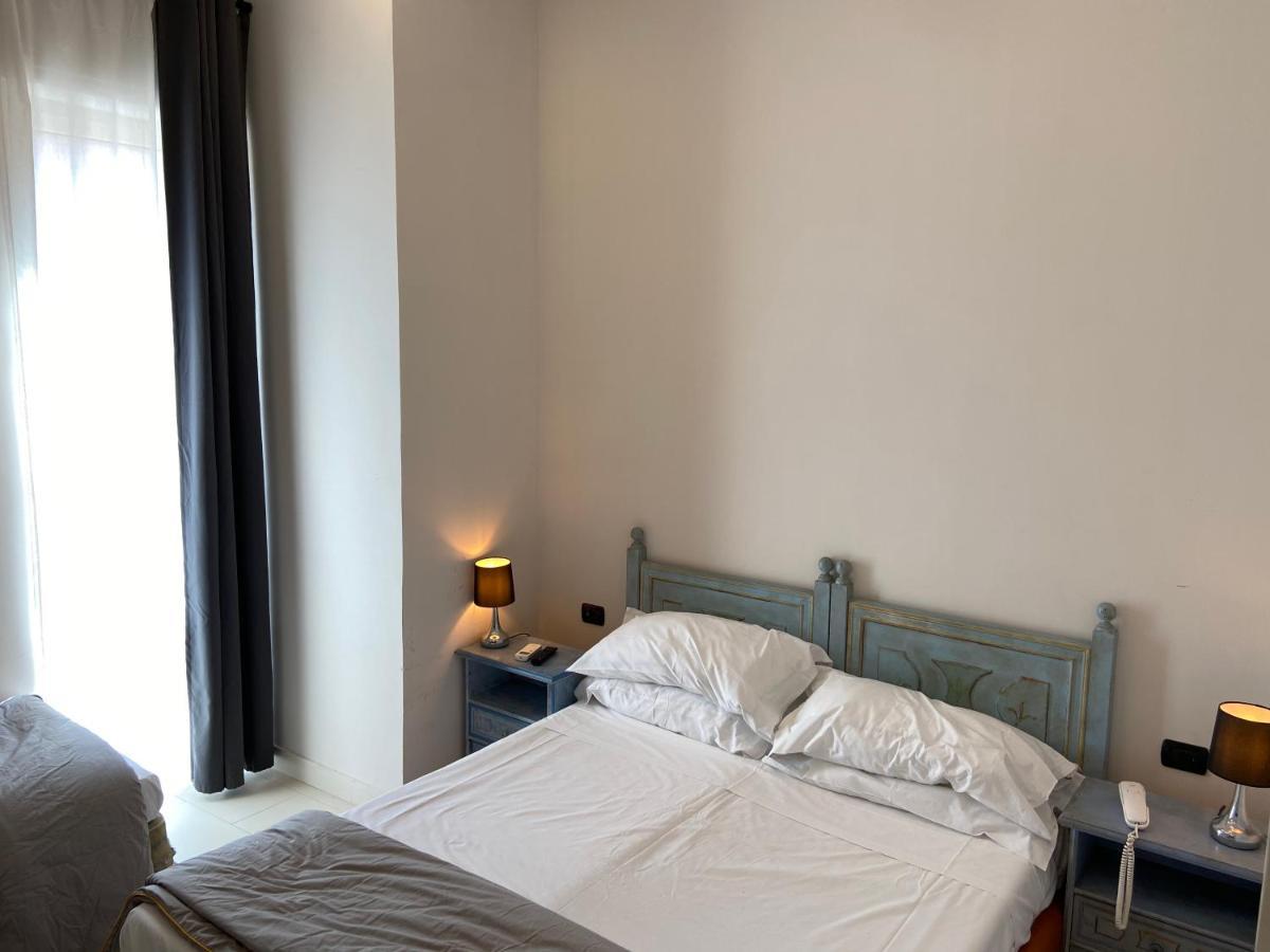 Jazz Hotel Неаполь Экстерьер фото