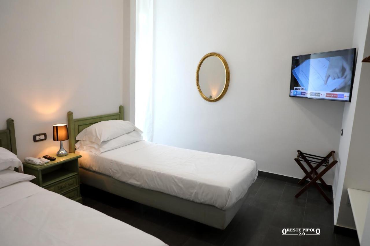 Jazz Hotel Неаполь Экстерьер фото