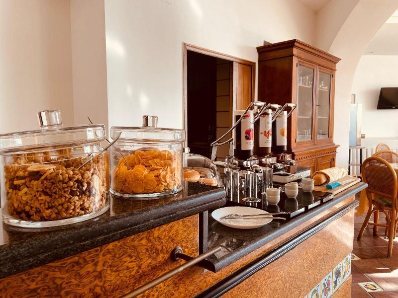 Jazz Hotel Неаполь Экстерьер фото