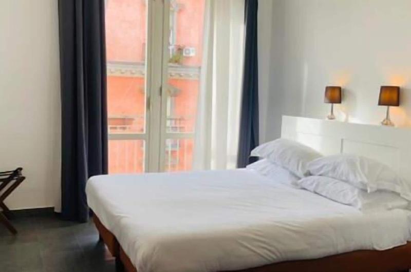 Jazz Hotel Неаполь Экстерьер фото